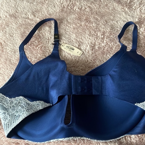 Victoria secret - Picture 3 of 4